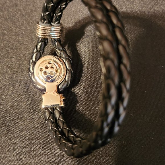Leather Noose Style Bracelet with "Faith" Button Snap Charm - Picture 3 of 4